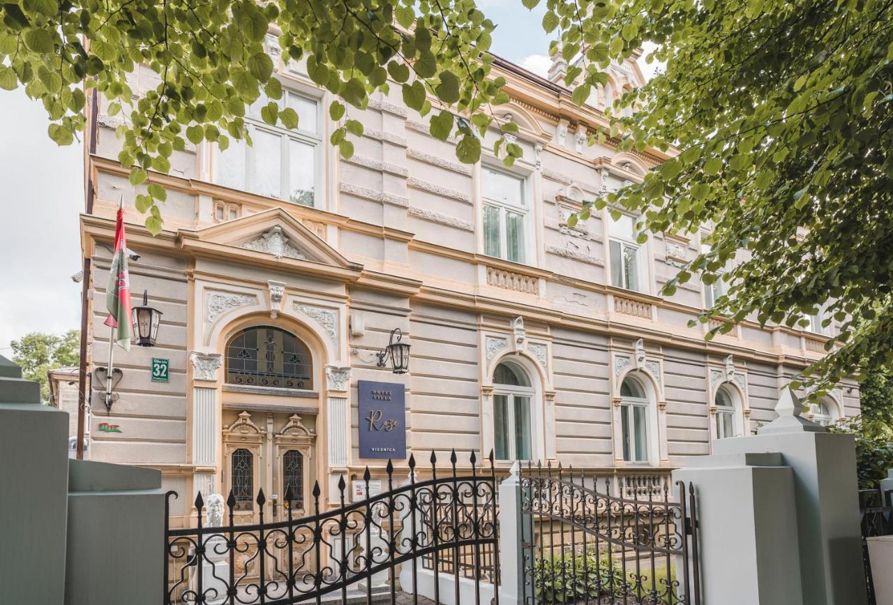 Viešbutis Roze
